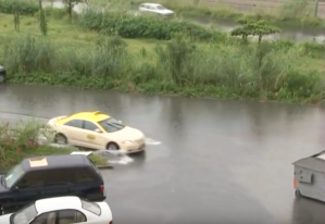 Flooding Dubai 2